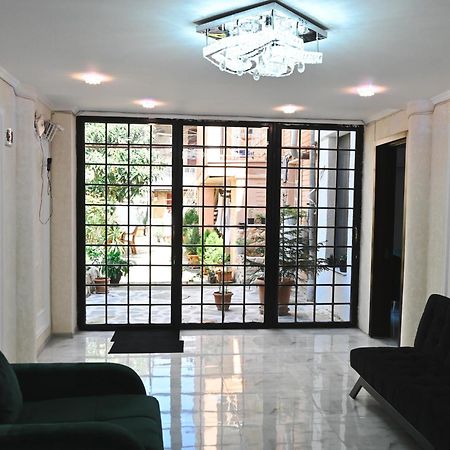 Jerusalem Merkaz Hotel Kutaisi Dış mekan fotoğraf
