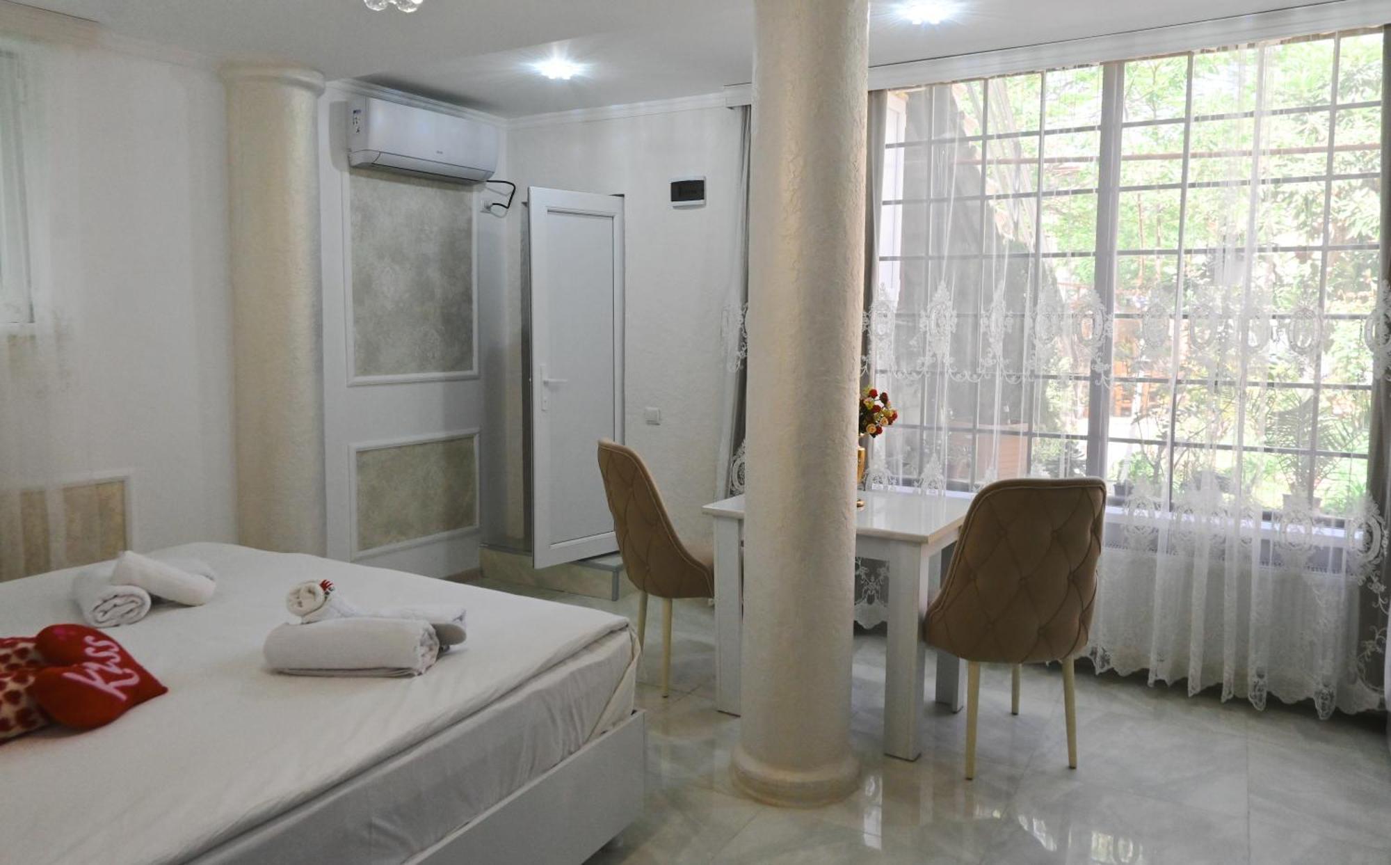 Jerusalem Merkaz Hotel Kutaisi Dış mekan fotoğraf
