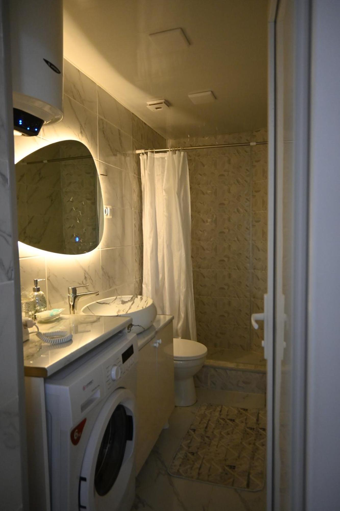 Jerusalem Merkaz Hotel Kutaisi Dış mekan fotoğraf