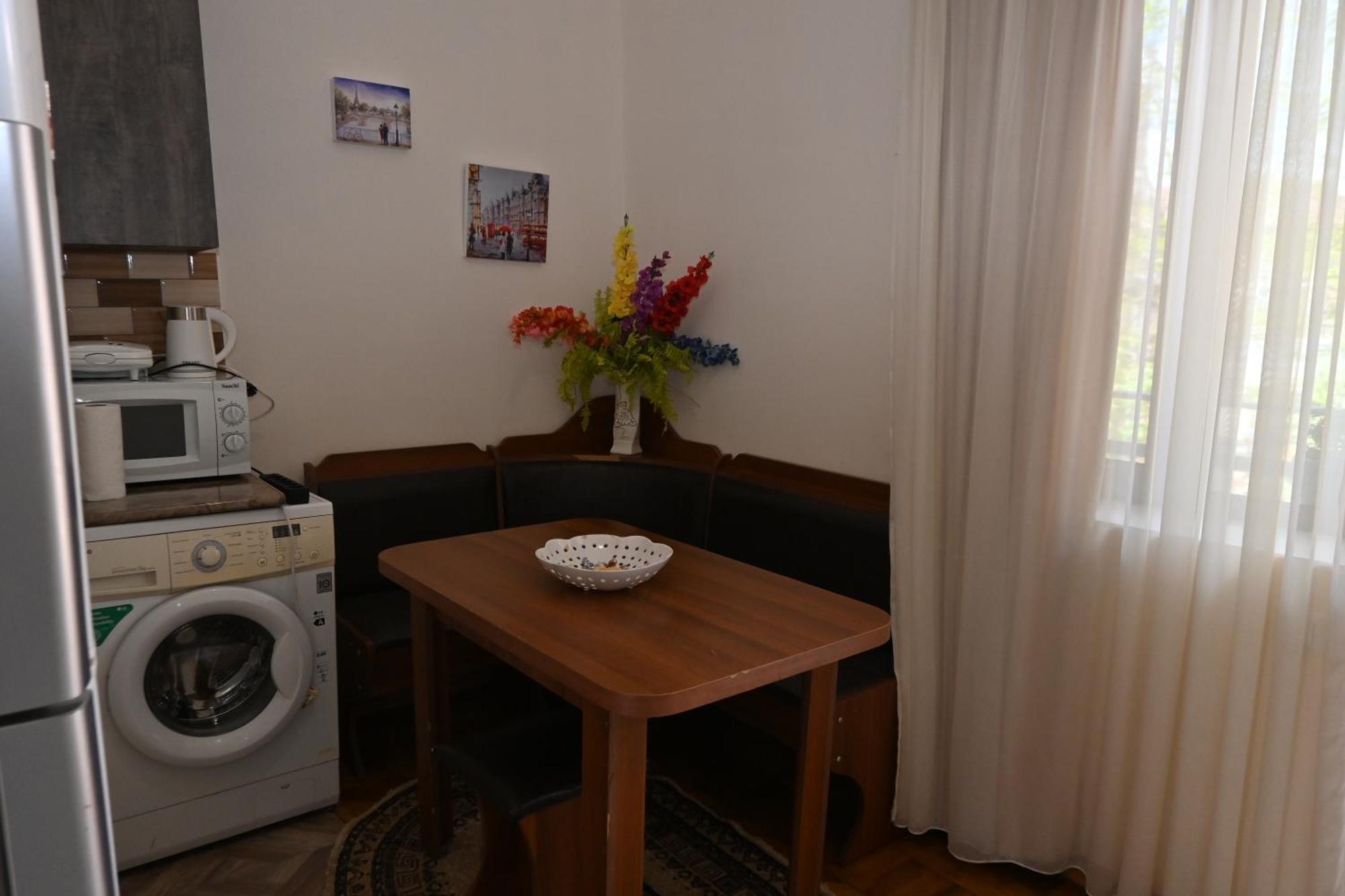 Jerusalem Merkaz Hotel Kutaisi Dış mekan fotoğraf