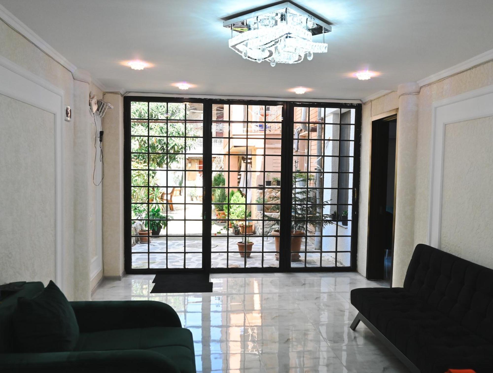 Jerusalem Merkaz Hotel Kutaisi Dış mekan fotoğraf