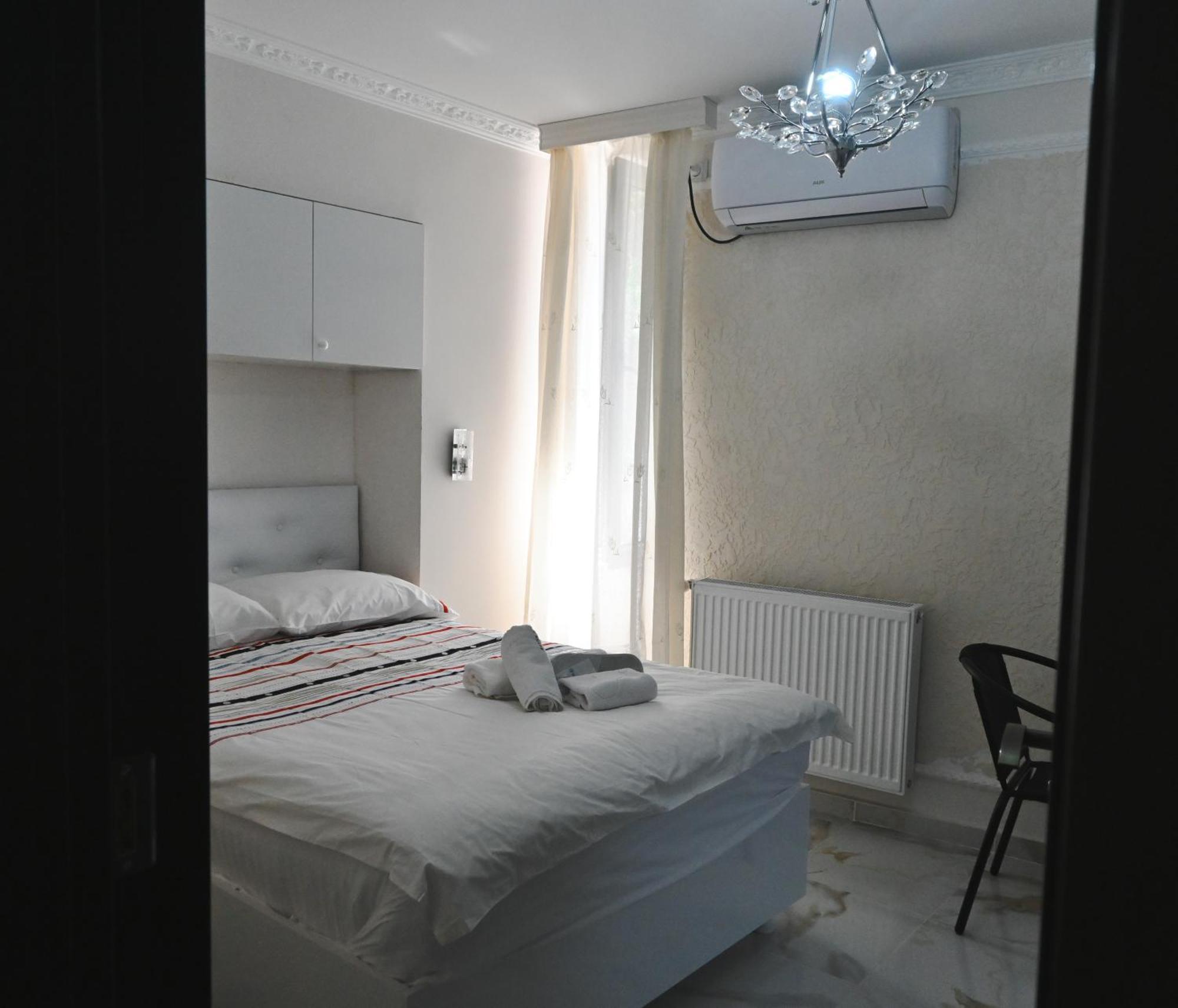 Jerusalem Merkaz Hotel Kutaisi Dış mekan fotoğraf
