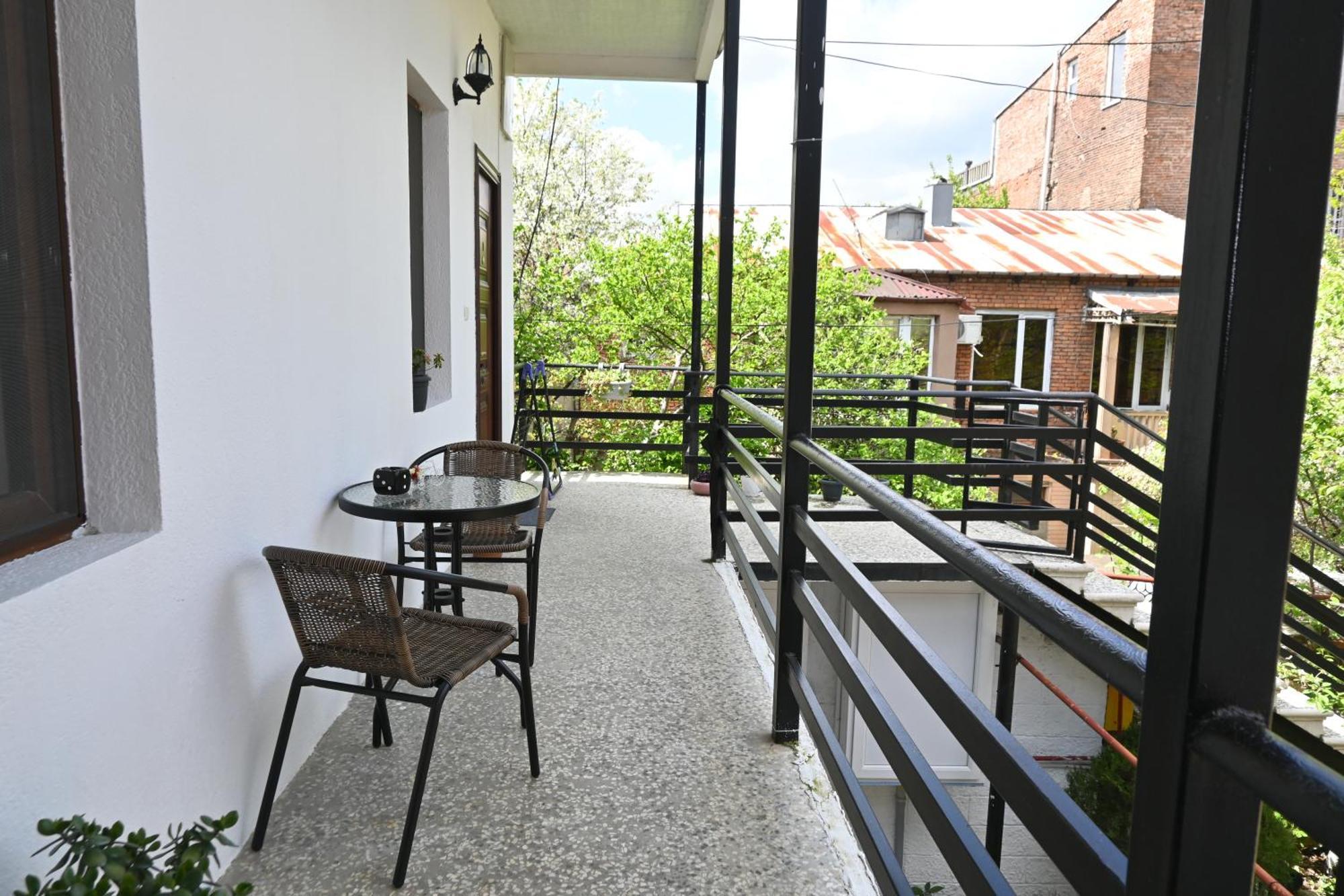 Jerusalem Merkaz Hotel Kutaisi Dış mekan fotoğraf