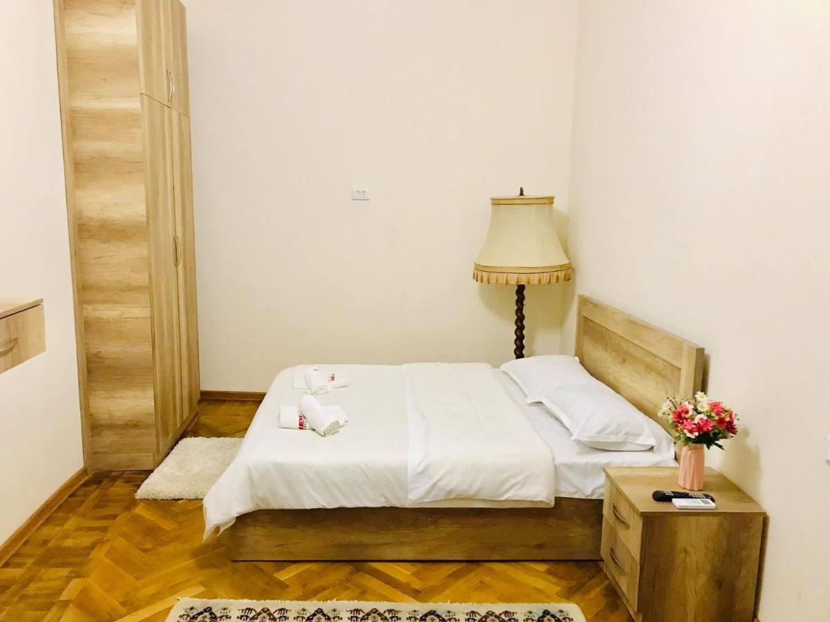 Jerusalem Merkaz Hotel Kutaisi Dış mekan fotoğraf